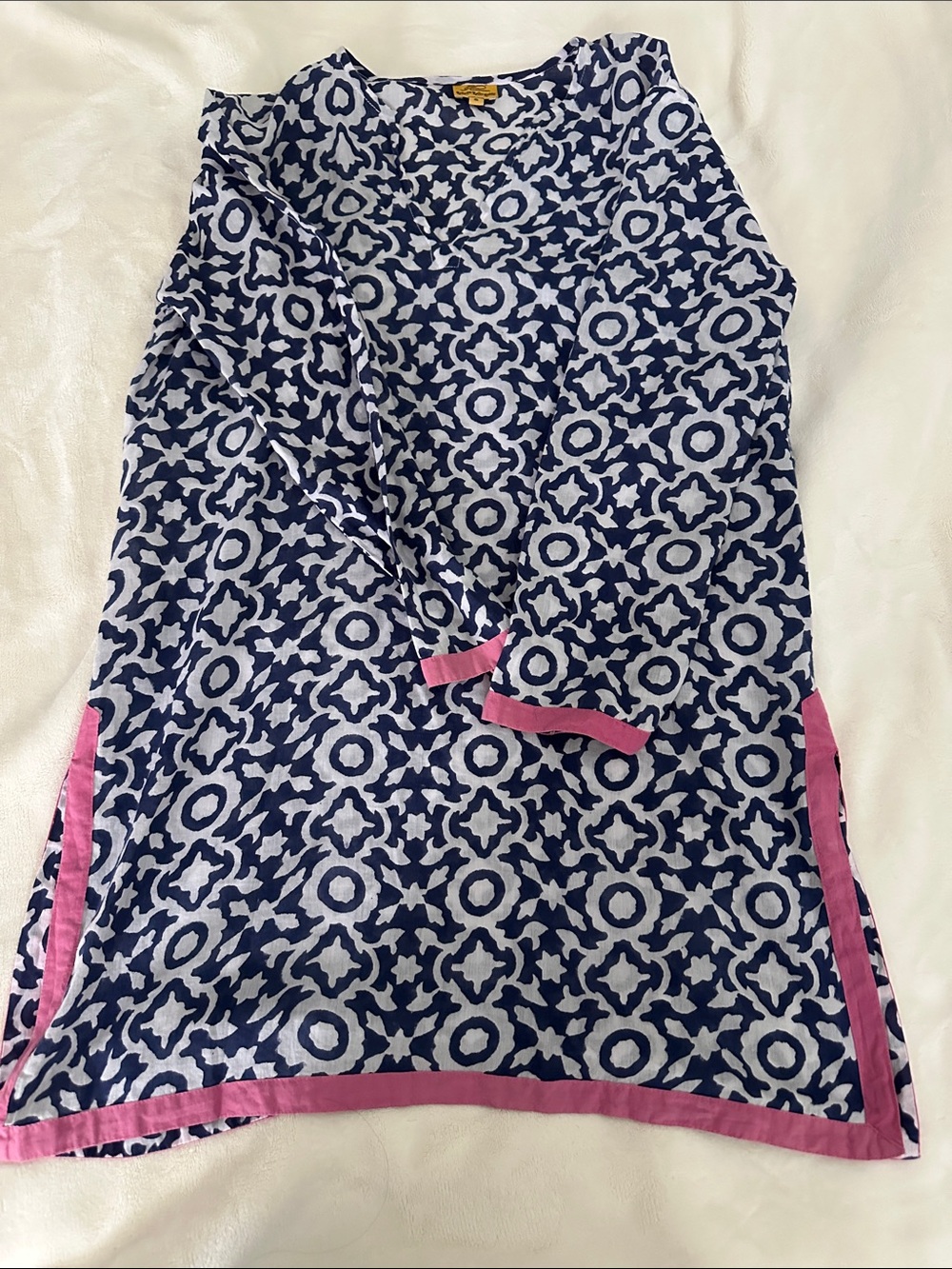 Navy & White Geometric Tunic with Pink Trim   Roberta Roller Rabbit size S